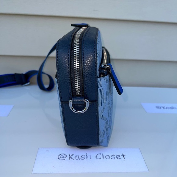 Michael Kors Crossbody Cooper Utility Bag MK Signature Stripe Chambray - Picture 6 of 12